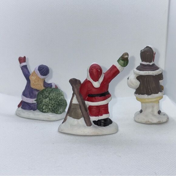 Festive Holiday Figurine Set - Santa and Friends - Picture 5 of 10